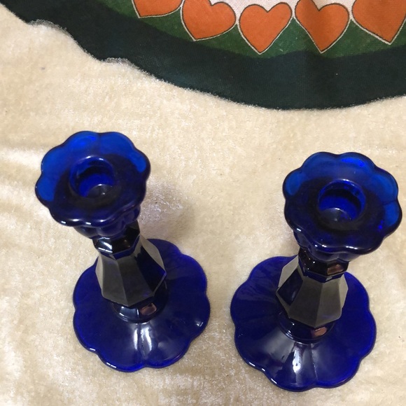 Pair of Vintage Handmade 8.25” Cobalt Blue Glass Candlestick/Candle Holders - Picture 4 of 5